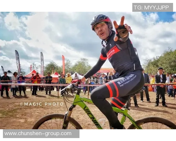 全国街舞大赛点评：上海街舞队展现速度与激情的完美结合